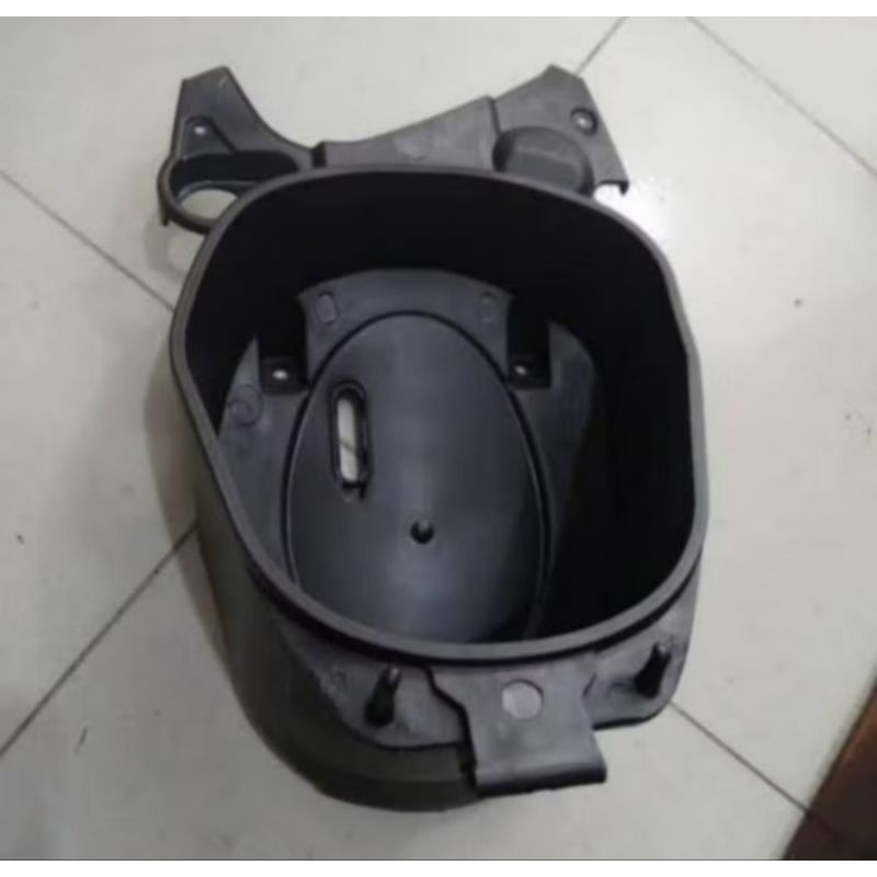 Box Bagasi Jok Honda Vario 110 Karbu Kebo Original Copotan Motor