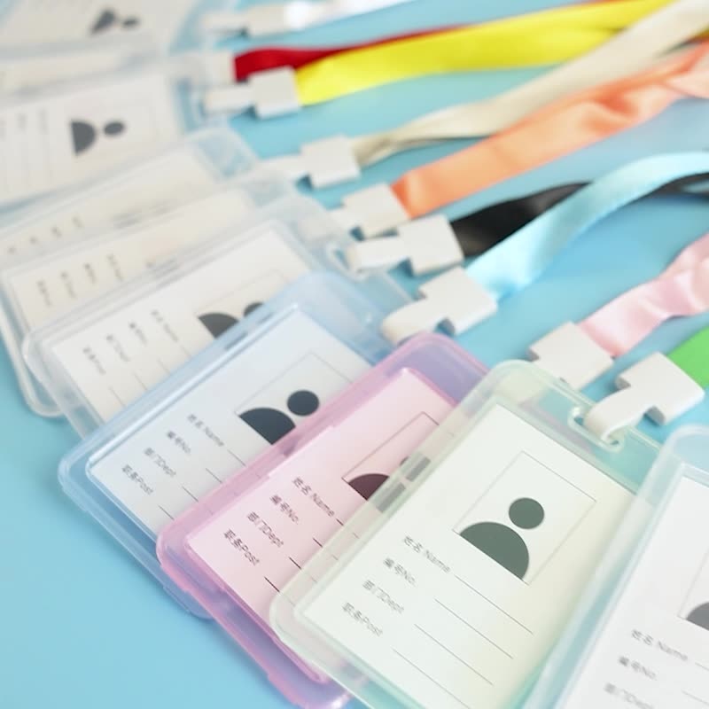 

Name Tag ID Card Holder Transparant Simple Gantungan Kartu 2 Sisi