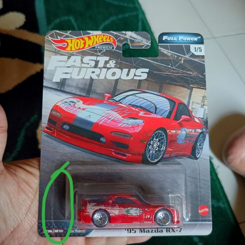 hot Wheels Premium FnF  Mazda RX-7 Full Force card kerut