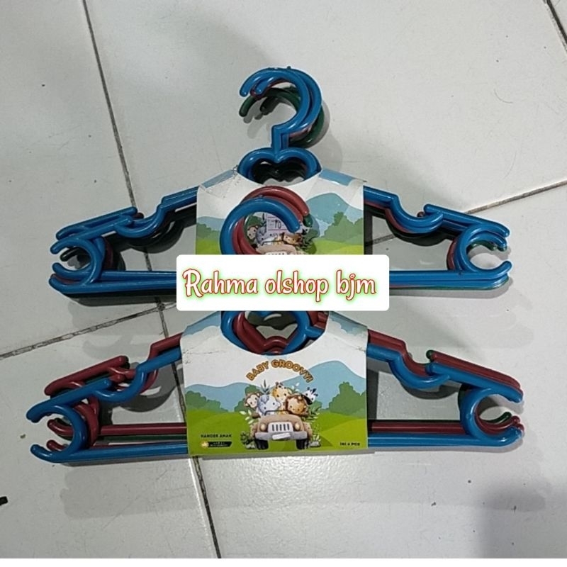 Hanger bayi /kastok baju bayi atau anak kecil jual harga perlusin