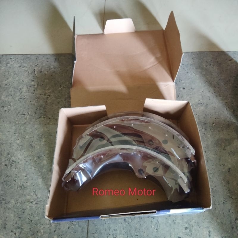 Kampas Rem Belakang Hiace Old