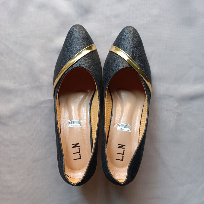 Sepatu Heels Wanita Pantofel