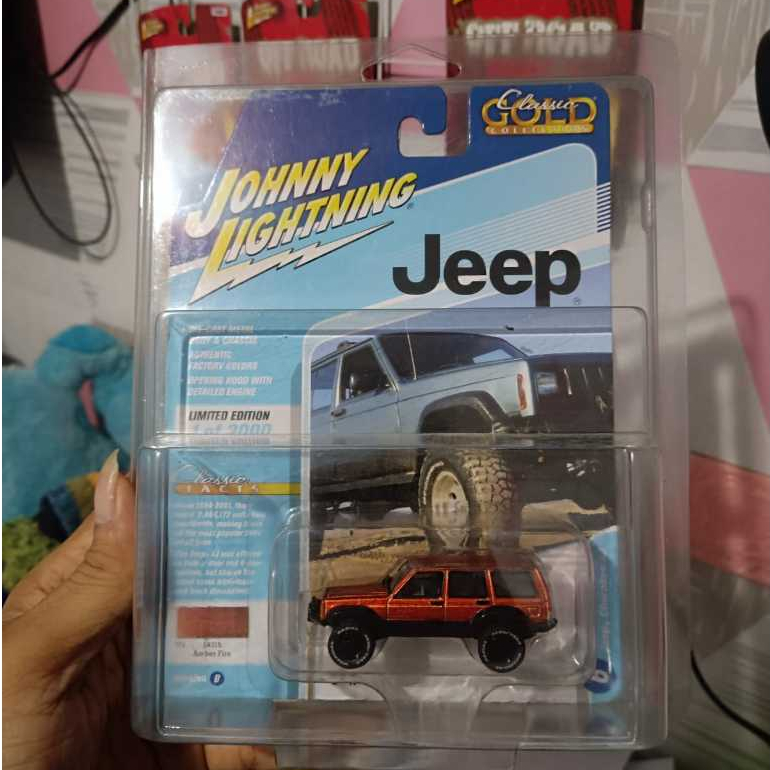 JOHNNY LIGHTNING JEEP CHEROKEE AMBER FIRE