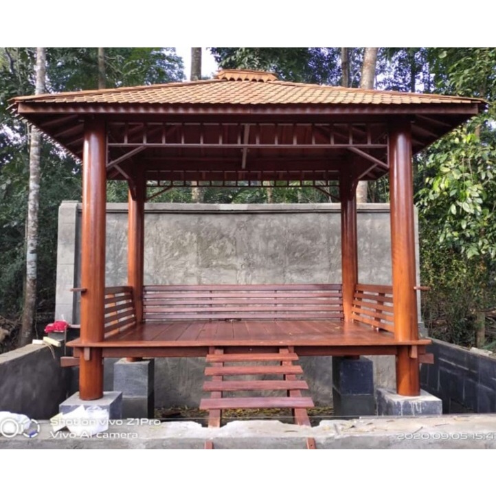 Gazebo Kolam Ikan Desain Model Saung Bali Kayu Kelapa Atap Sirap Kayu Ulin