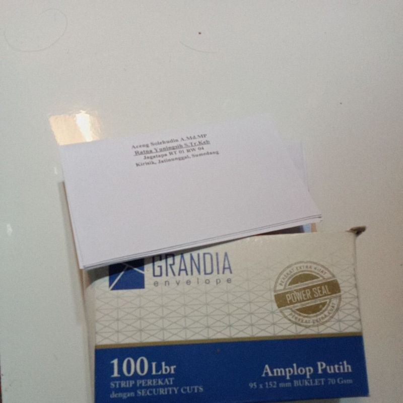 

Cetak Amplop hitam putih isi 100lmbr