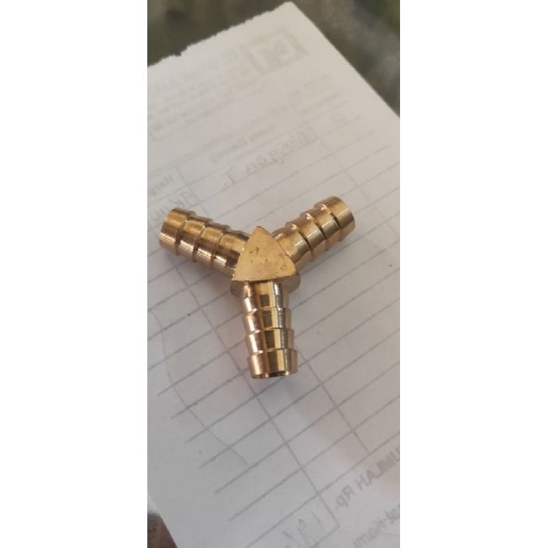 SAMBUNGAN SELANG GAS BENTUK Y 3/8 / SAMBUNGAN SELANG CABANG GAS / SAMBUNGAN SELANG BERCABANG GAS