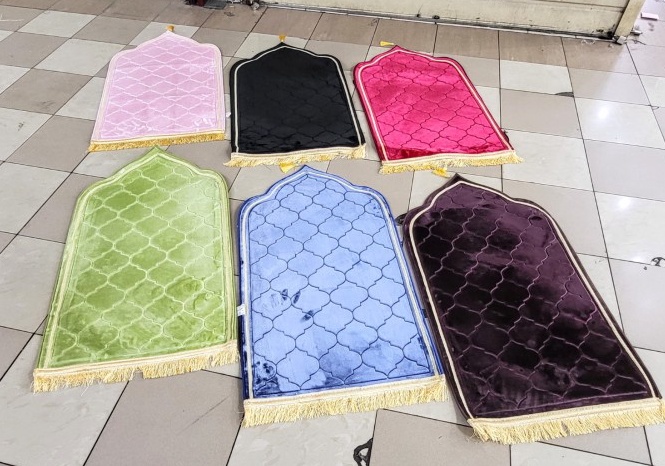 Tren Kekinian Sajadah Kubah Busa Kerucut Polos Tebal Halus Lembut