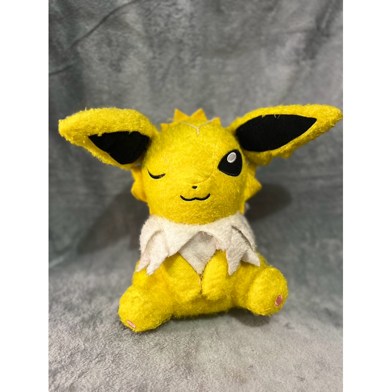 Boneka Jolteon Pokemon Plush