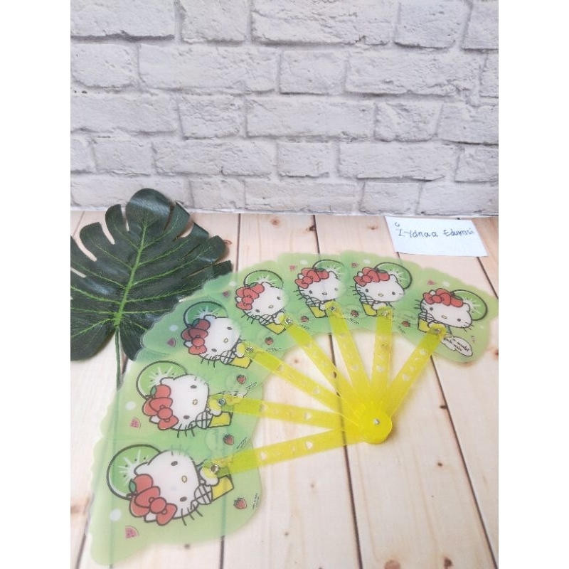 Kipas Mini Isi 7 Kipas Manual Kipas Tangan