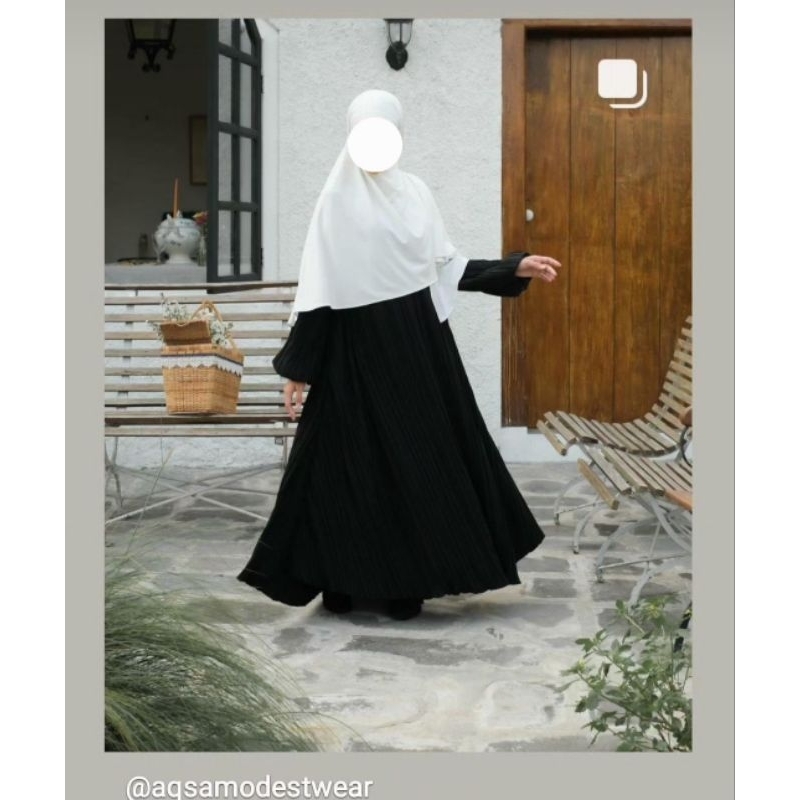 PRELOVED FLEURS BLACK AQSAMODESTWEAR