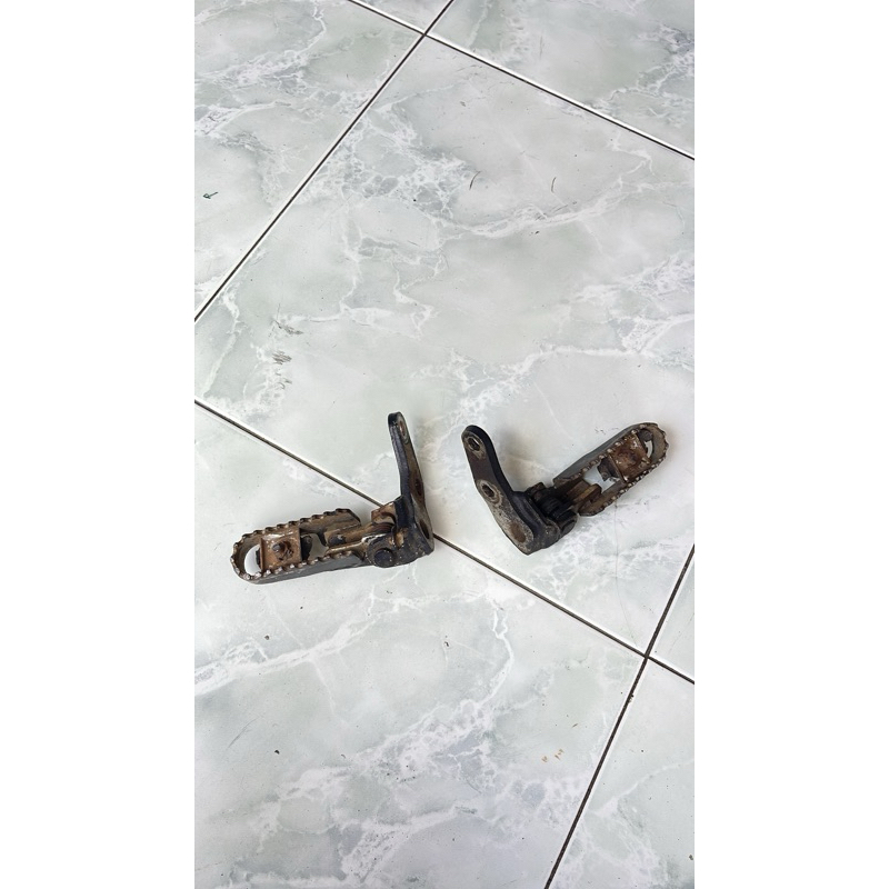 Footstep depan Klx original
