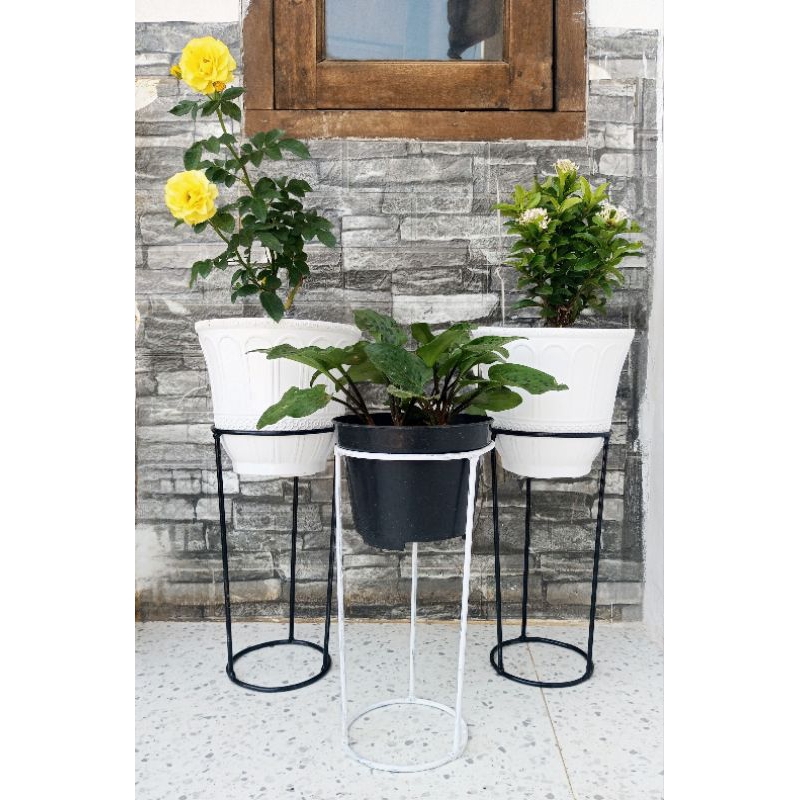 STANDING POT BUNGA //STANDING POT BESI //STANDING KAKI TIGA //POT BUNGA//RAK POT BUNGA // ALAS RAK P