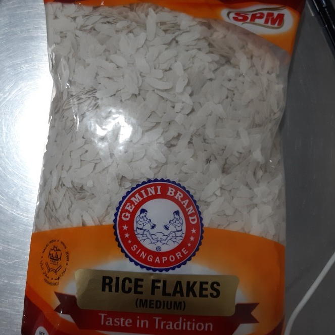 

RICE FLAKES POHA MEDIUM SPM 500G /Serpihan Nasi