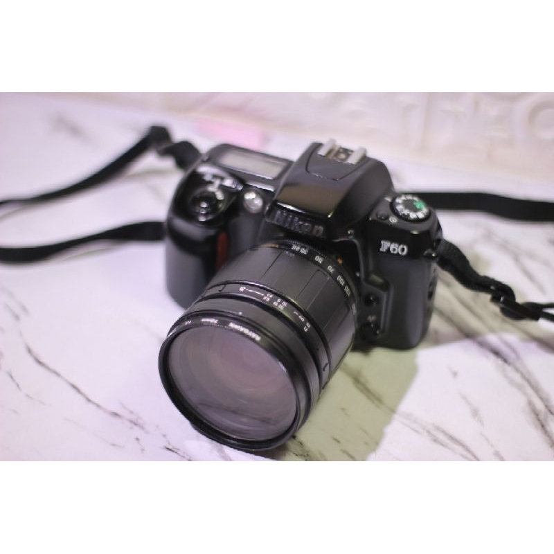 Kamera analog Nikon F60 mulus normal