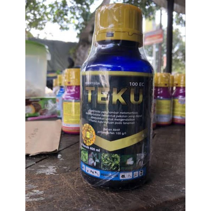 Insektisida teku 100 EC penghambat metamorfosis Kemasan 400 ml