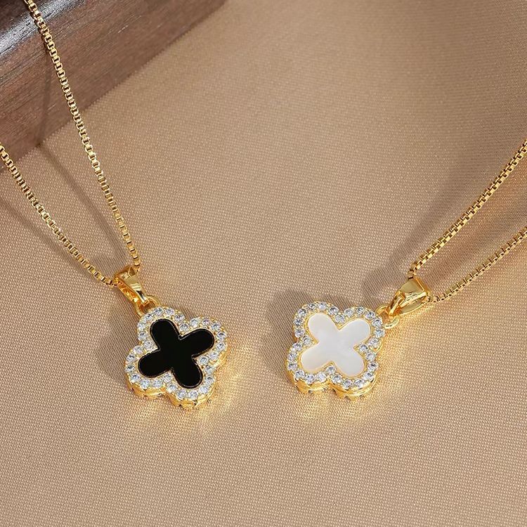 Mitraaccesories COD Kalung Wanita Titanium kalung wanita liontin bolak balik hitam putih Anti Karat 