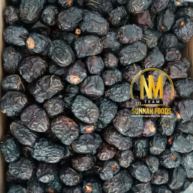

Kurma ajwa madinah organik