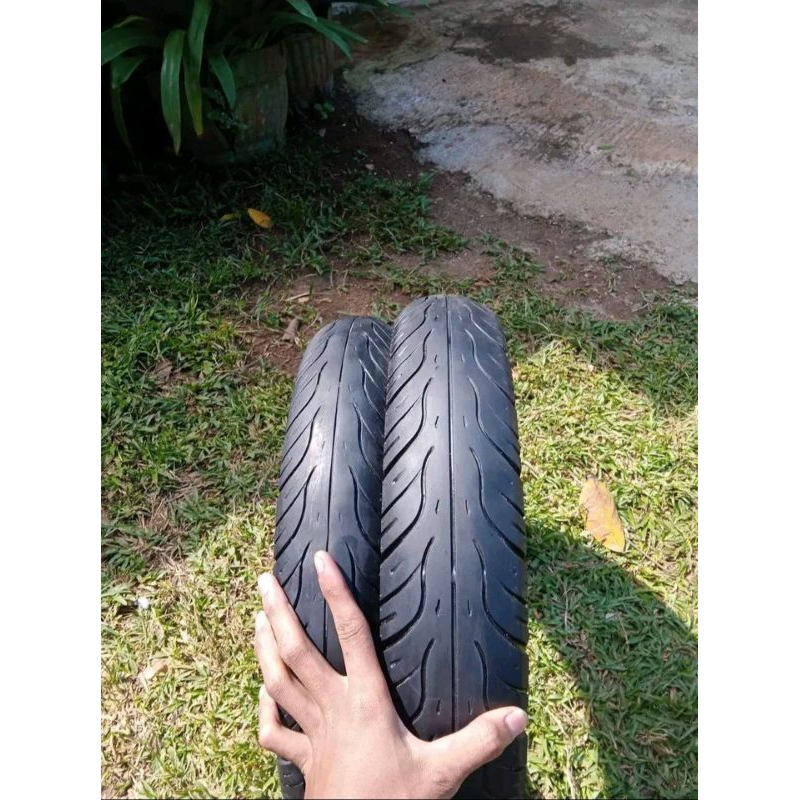 sepasang ban federal copotan beat