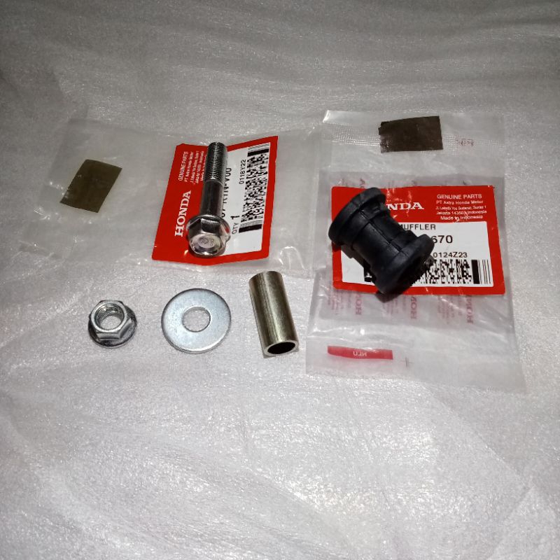 baut set gantungan knalpot honda tiger original