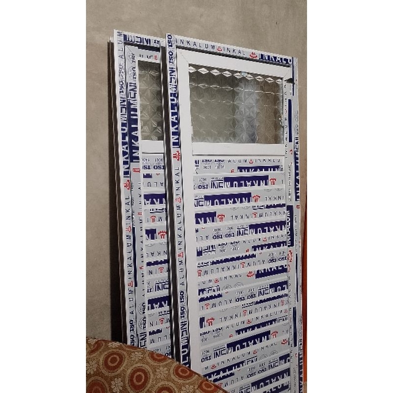 pintu kamar mandi alumunium