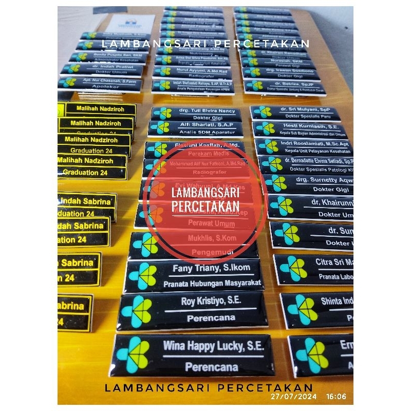 

[KHUSUS SAMEDAY/INSTAN] NAMETAG AKRILIK/PAPAN NAMA DADA AKRILIK TANPA PO