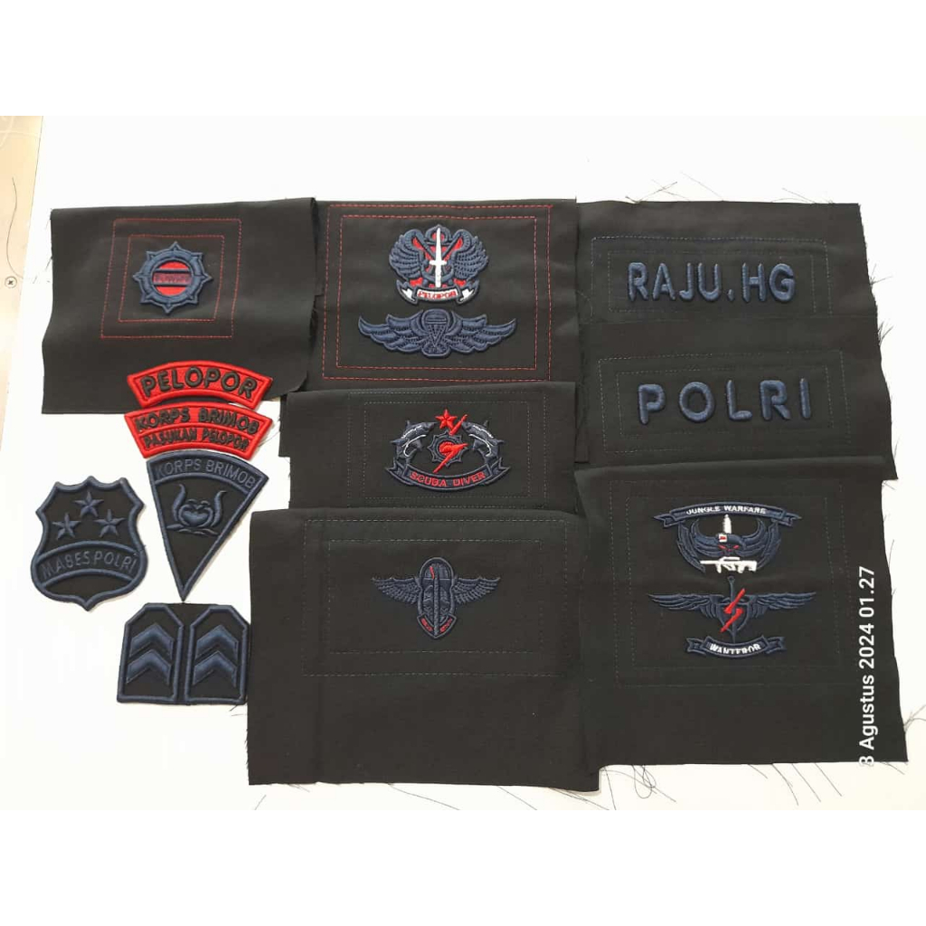 Satu Set Bordir Timbul Polri/Brimob Kain Hitam