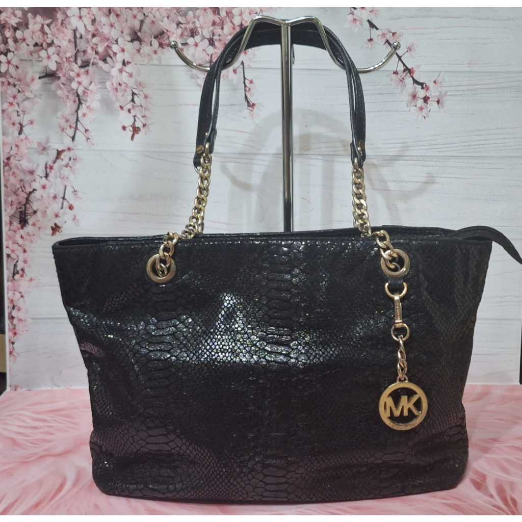 Preloved Shoulder bag n Sling bag Michael Kors Tote snake skin