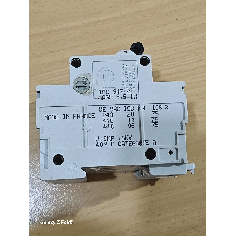mcb Merlin Gerin. MCB 3phase 3pole NC100H, 3P, 40p C32A