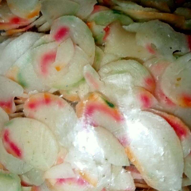 

Kerupuk Bawang / kerupuk warna warni / kerupuk gado-gado 250 gr