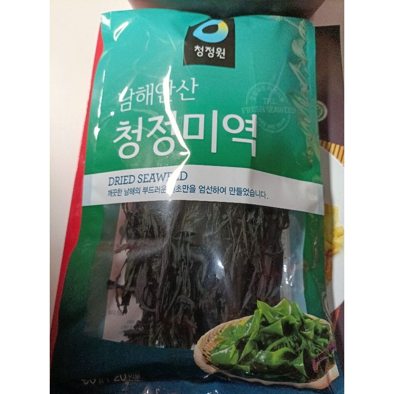 

Chung Jung One Dried Seaweed Miyeok 50 gr - Rumput Laut Kering Korea