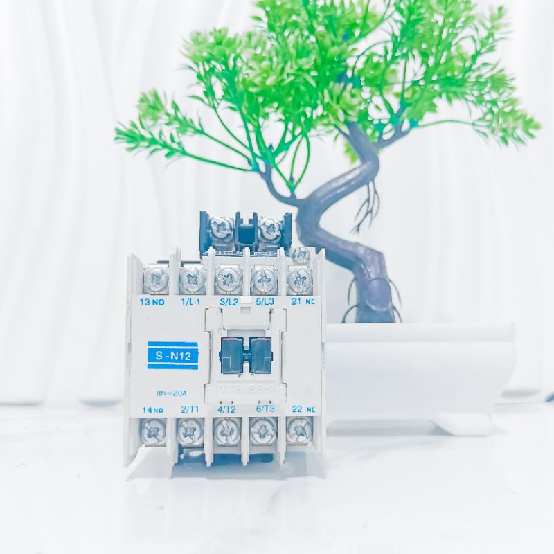 Kontaktor Contactor Mitsubishi SN-12 20A 220V