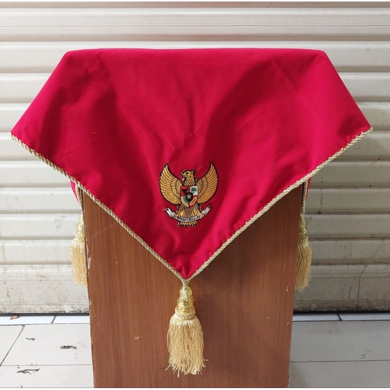 

Alas/Taplak Baki Pengibar Bendera Upacara bahan bludru bisa custom