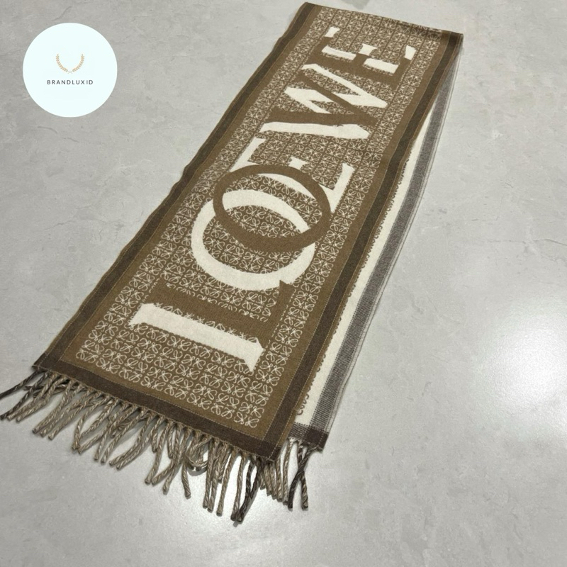 Loewe love scarf in wool and cashmere