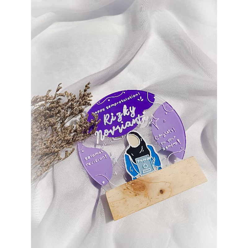 Gift kado wisuda, sempro, sidang skripsi