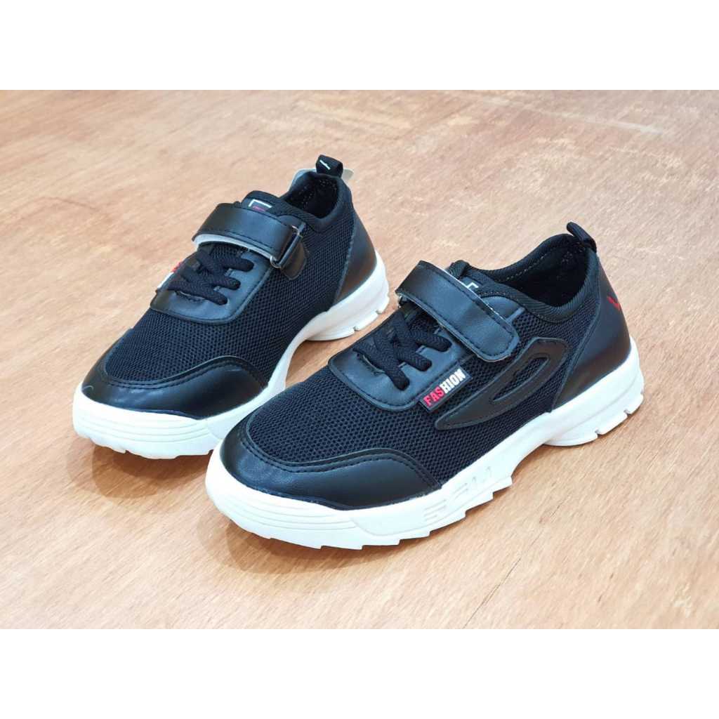 SEPATU ANAK IMPORT E2-113