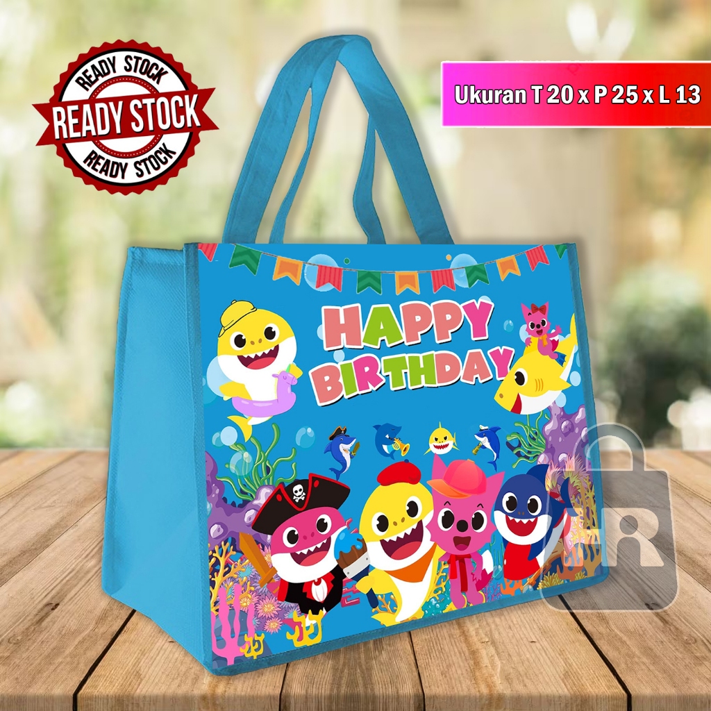 

READY STOK TAS ULANG TAHUN / TAS ULTAH BABY SHARK / TAS ULTAH UKURAN KFC / TAS ULTAH TERLARIS / TAS SOUVENIR ULTAH ANAK / GOODIE BAG BINGKISAN SOUVENIR ANAK