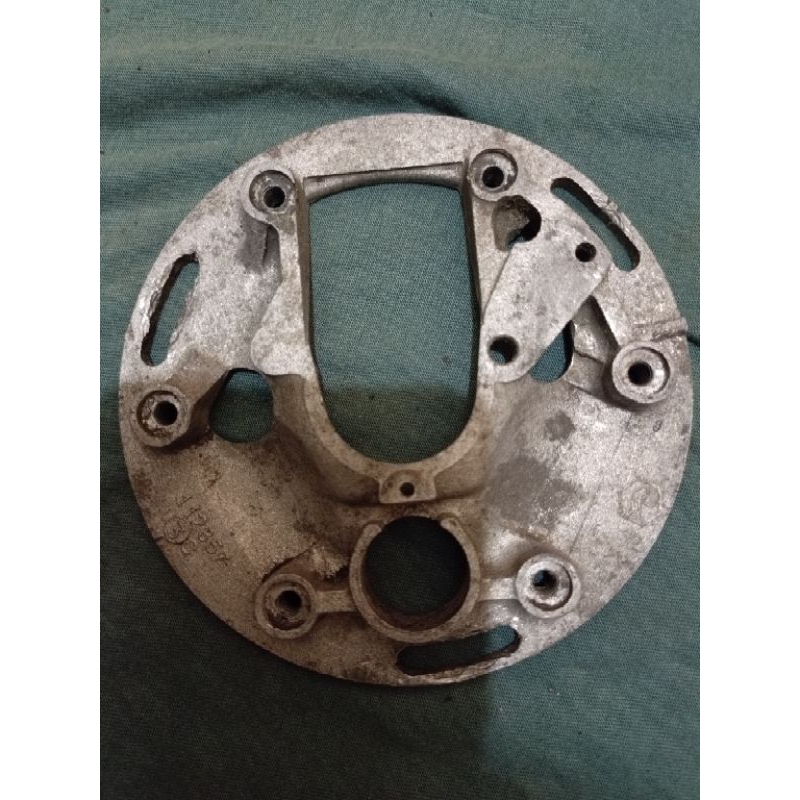 napur/dudukan spul vespa super/sprint original 2nd