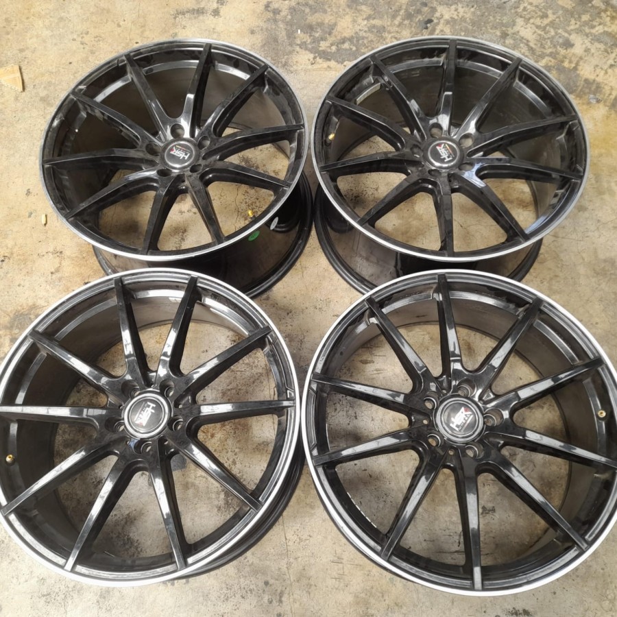 Velg Mobil CHUYA HSR R20X8,5/9,5 Baut 5 PCD 5X112 ET45