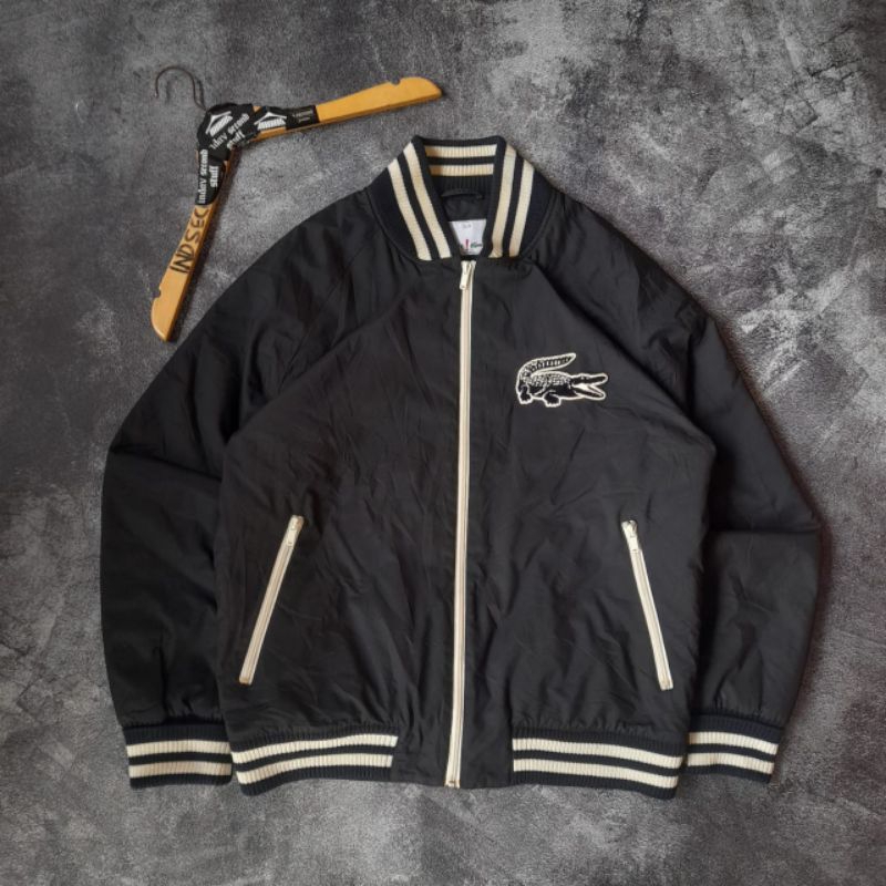VARSITY LACOSTE