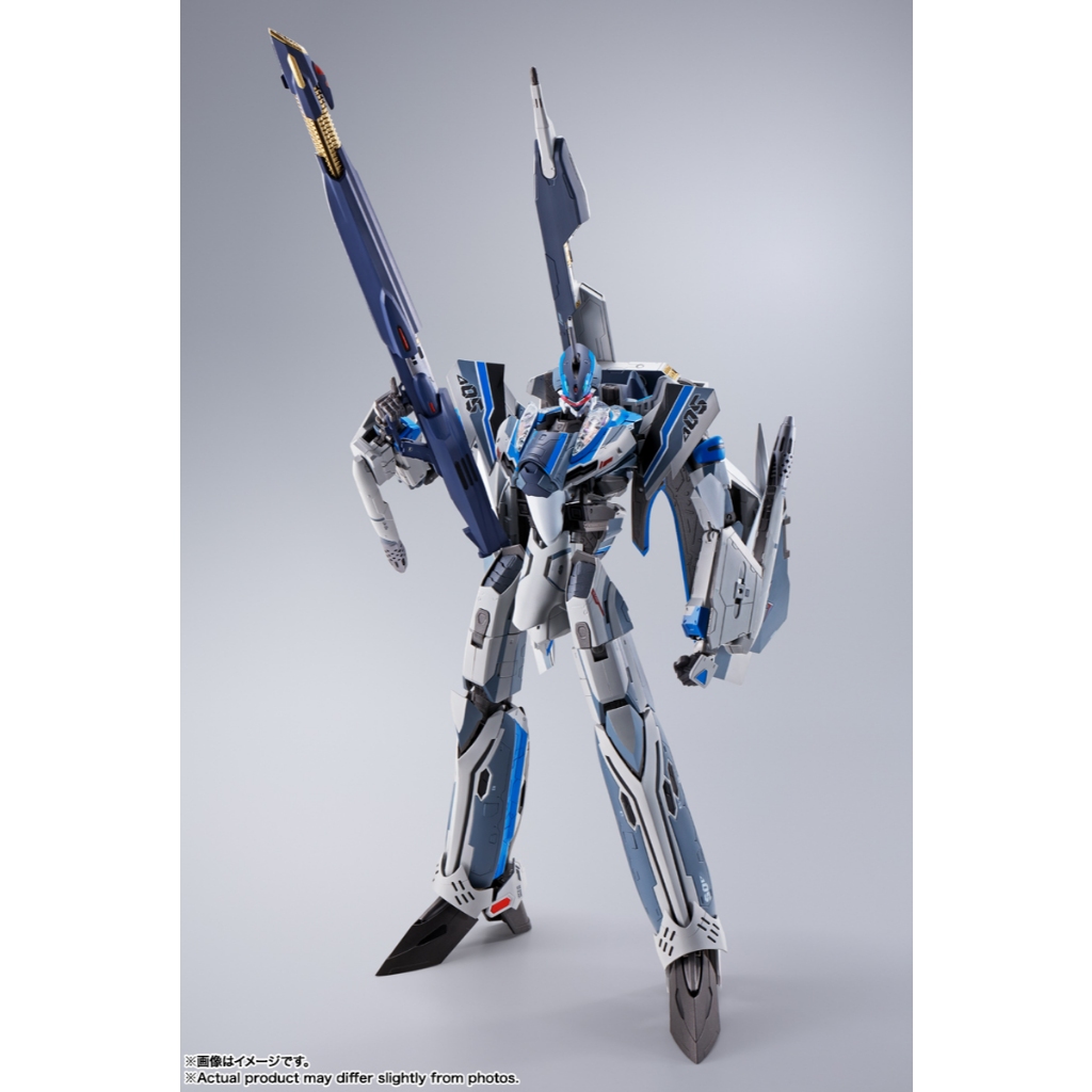 Bandai DX Chogokin - VF-31AX Kairos Plus (Hayate Immelman)