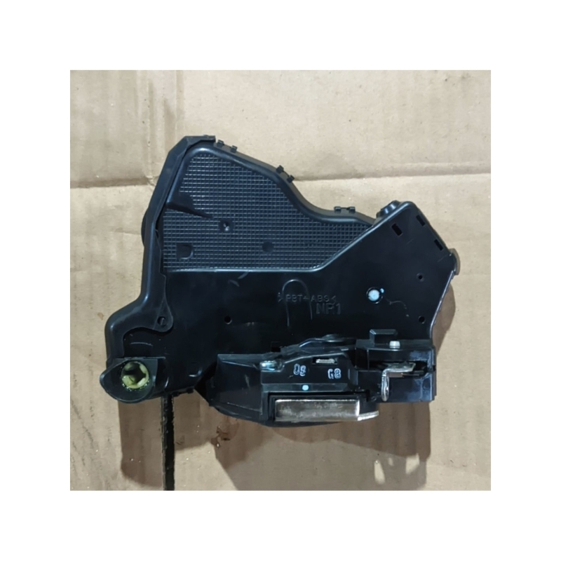 DOORLOCK DOOR LOCK PINTU DEPAN KANAN BRIO MOBILIO