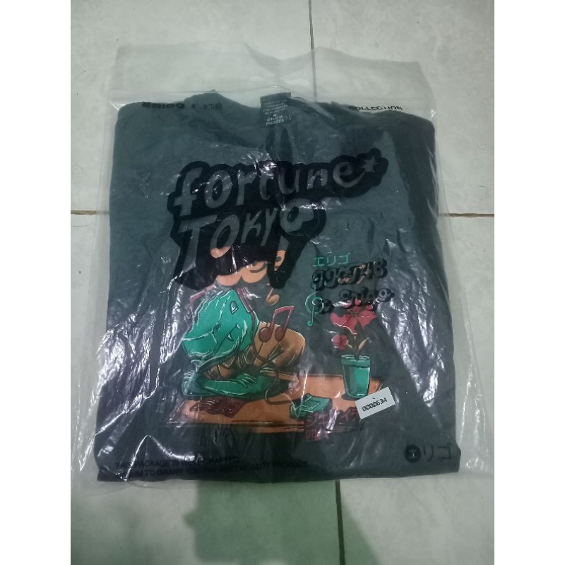 T-shirt ERIGO X JKT48 VOL 4 EMOJI Zee