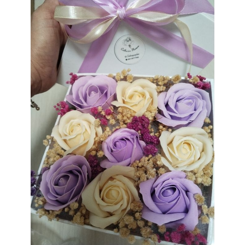 bloom box kotak medium bunga sabun