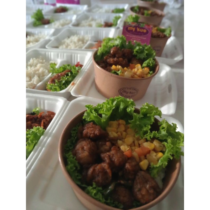 

DAPOER MYKUE Rice Bowl Ayam Lada Hitam 500g