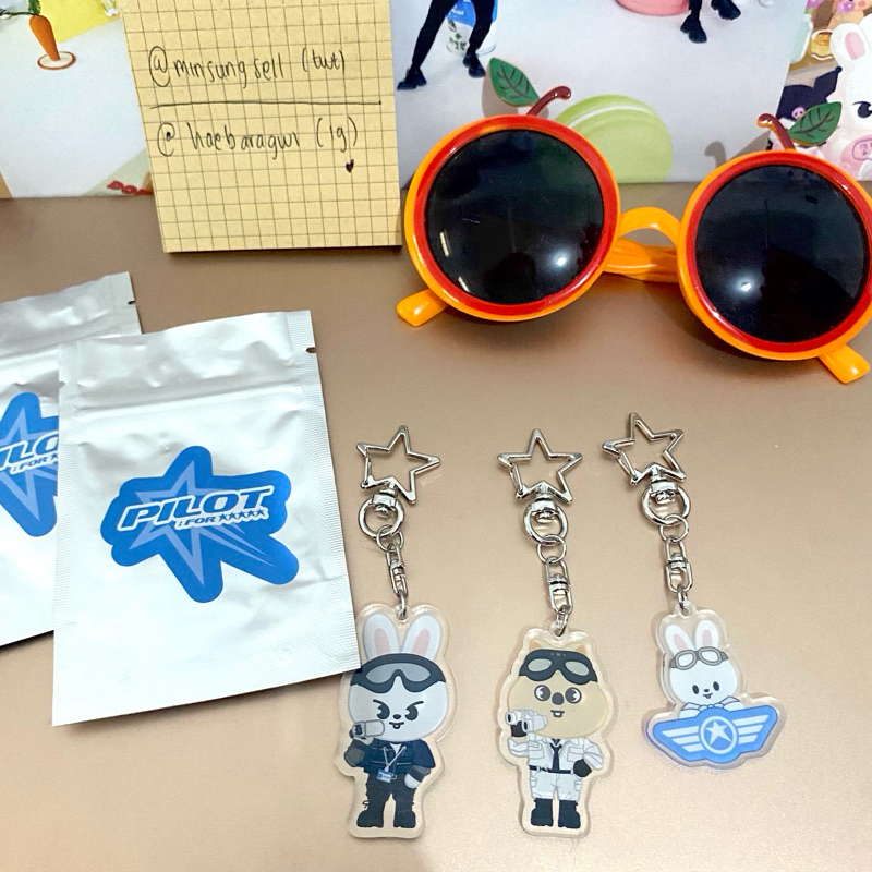 SKZOO KEYCHAIN PILOT FANMEETING LEEBIT HANQUOKKA