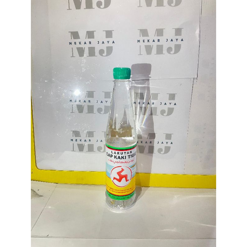 

Larutan Cap Kaki Tiga Botol Besar 500ml Penyegar Badan 1PCS