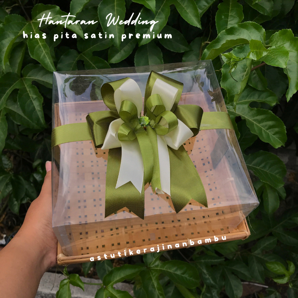 

PAKET KOMPLIT 1 SET Hantaran Wedding Piring Hias Mika dan Pita PIRING KOTAK BAMBU TUTUP MIKA BERAGAM UKURAN/hantaran nikah hampers murah parsel murah meriah