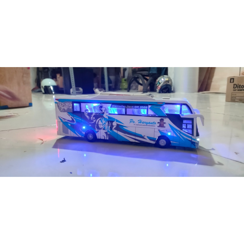 Miniatur Bis RC + Basuri Haryanto Sun Breaker