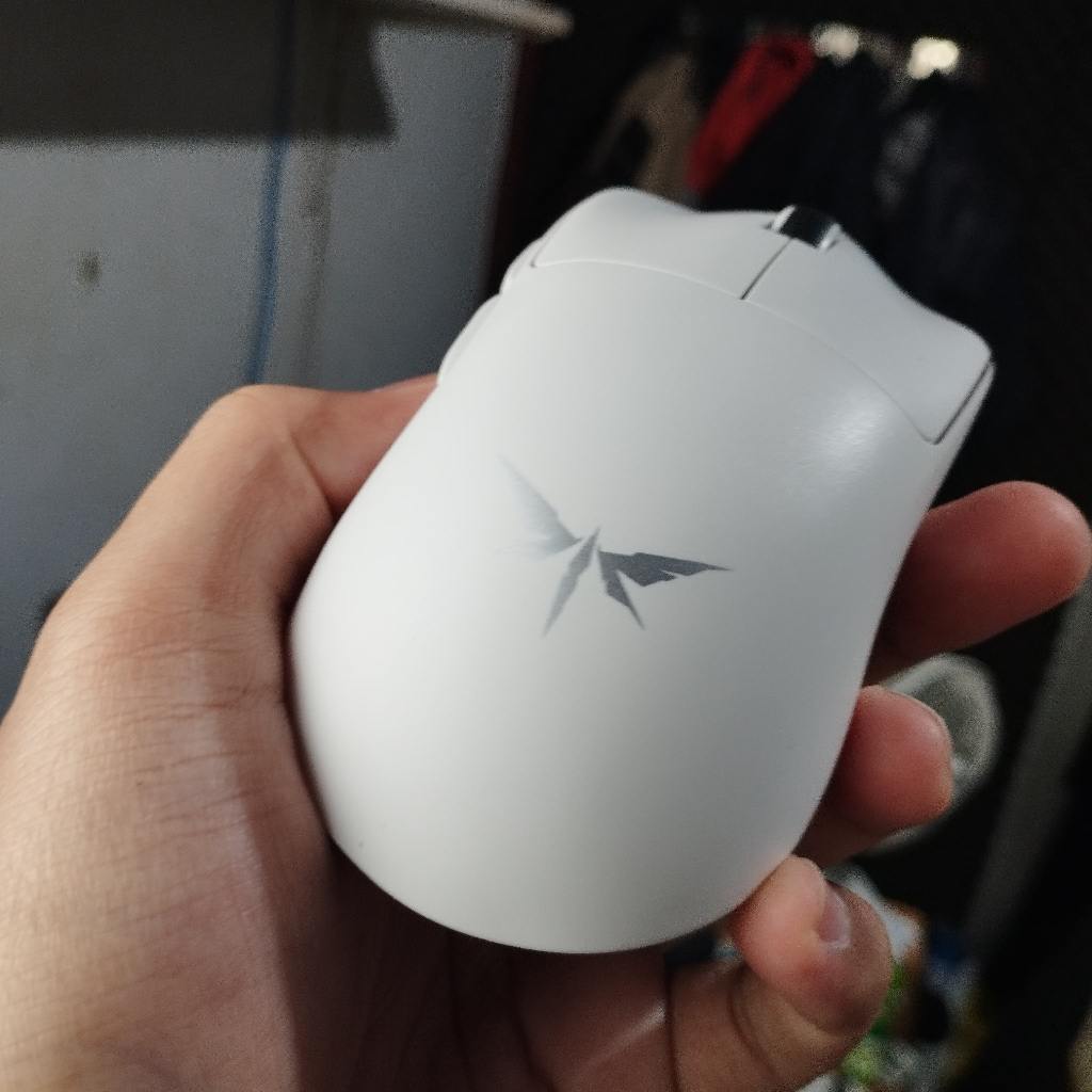 VGN Dragonfly F1 MOBA - Mouse Gaming Nirkabel Putih 26000 DPI