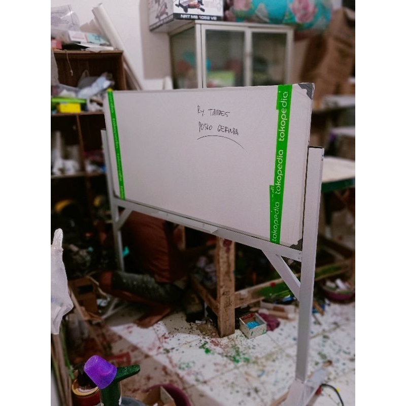 

Whiteboard/Papan Tulis Standing Single Face Non Magnetic UK 60×120